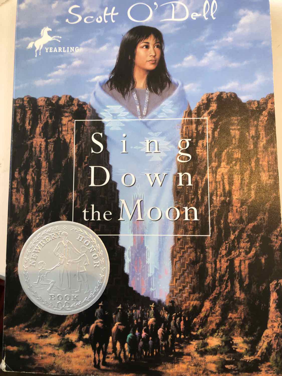 Sing Down the Moon (PB)